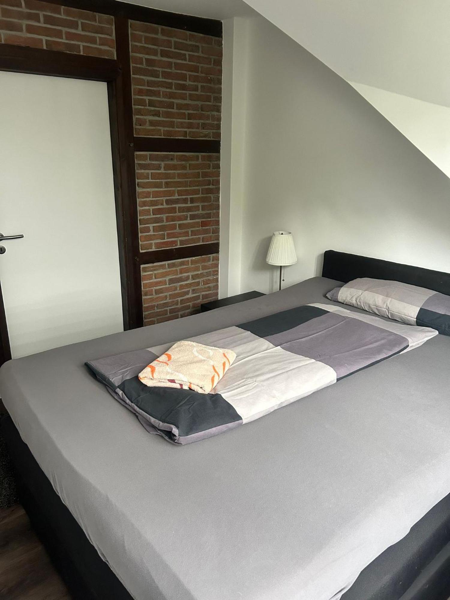 schönes Apartment mit Dachterrasse Oldenburg Exterior foto