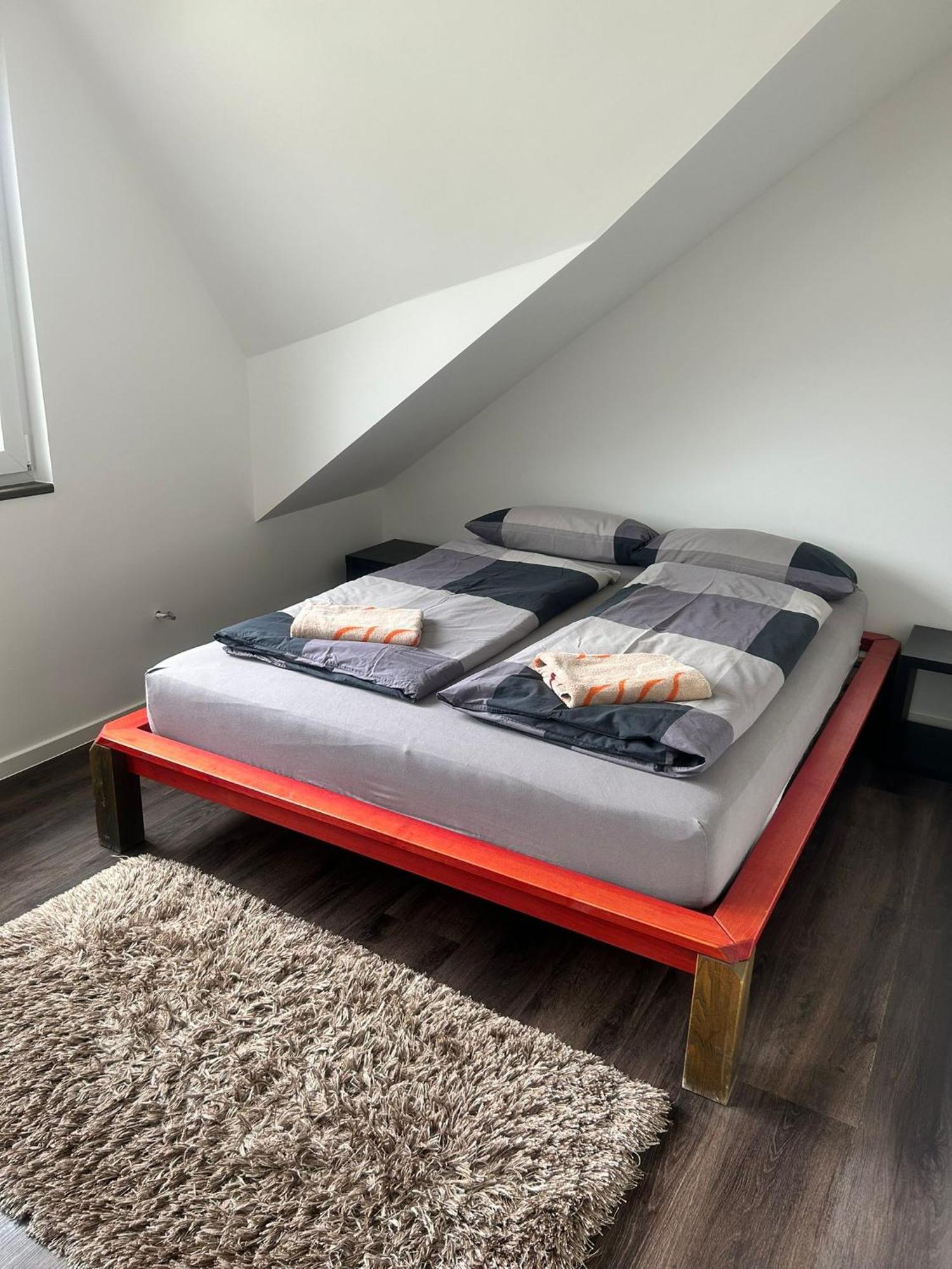 schönes Apartment mit Dachterrasse Oldenburg Exterior foto